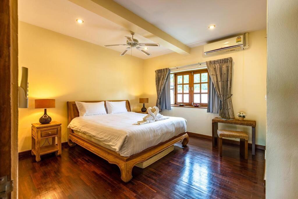 3 Bedroom Pool In Great Location Cv3