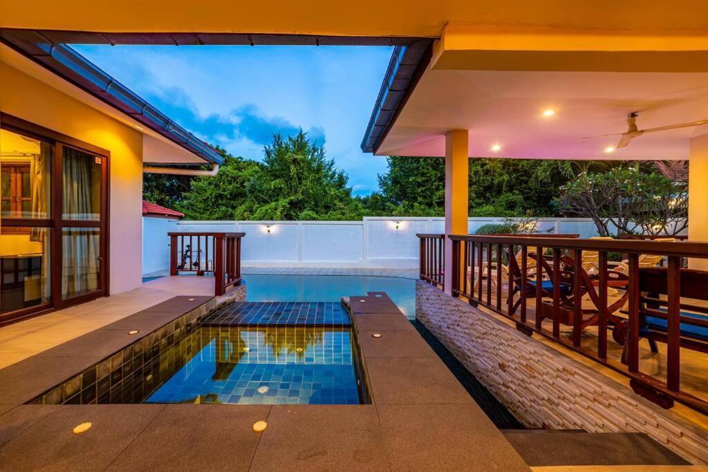 3 Bedroom Pool In Great Location Cv3 Casa de férias *