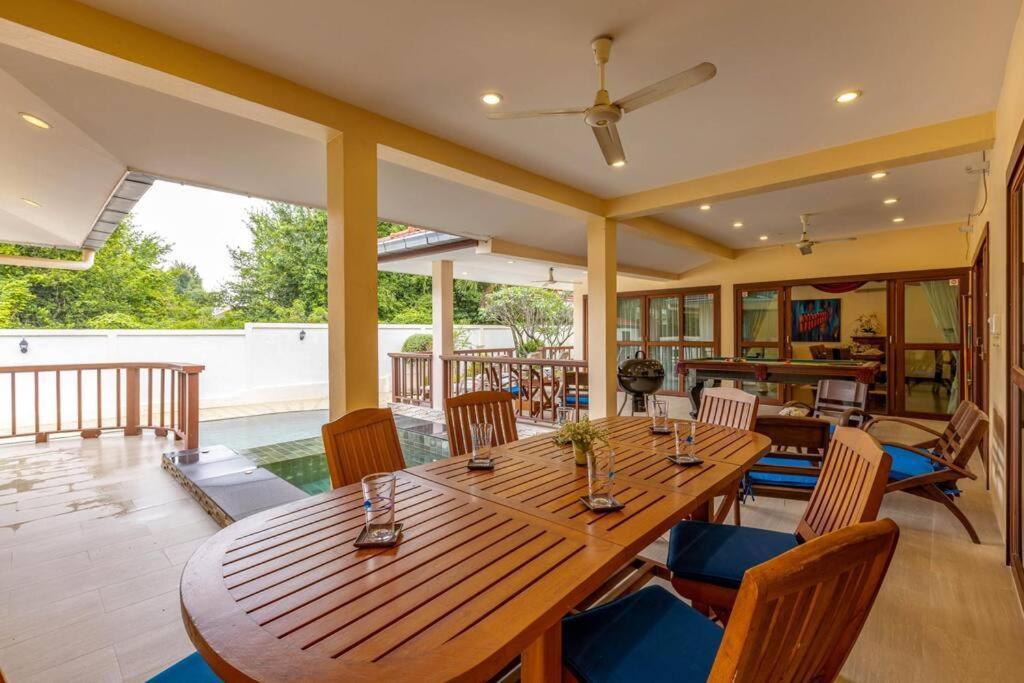 3 Bedroom Pool In Great Location Cv3 * Hua Hin